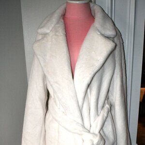 GB JUNIOR Long Belted Faux Fur Jacket in Ivory Size: MED #GB3064PYT NWT Details: